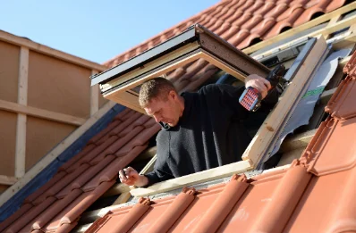 Pose de fenêtres de toit Velux à Villargondran